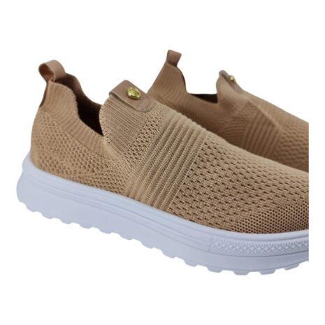 98537308 1744463355718.jpg NUDE