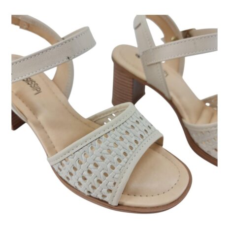 995375736 1758288676359.jpg COTTON