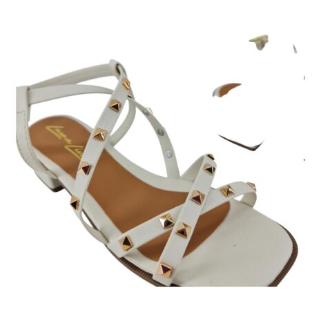 996221841 1758654810352.jpg OFF WHITE