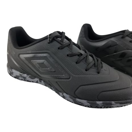 tênis futsal masculino umbro PRETO