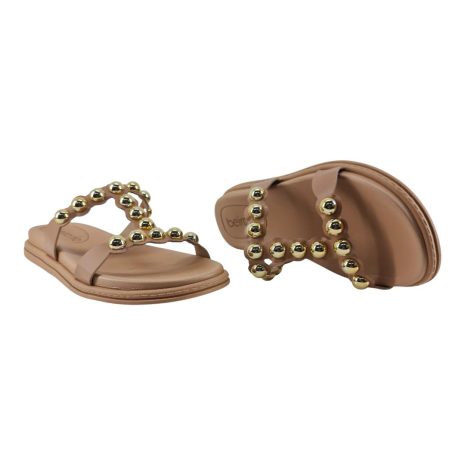 99753308 1764613885577.jpg NUDE