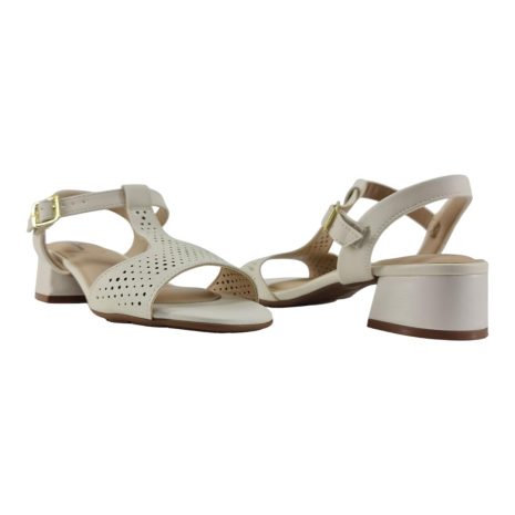 997981080 1765566304319.jpg BRANCO OFF