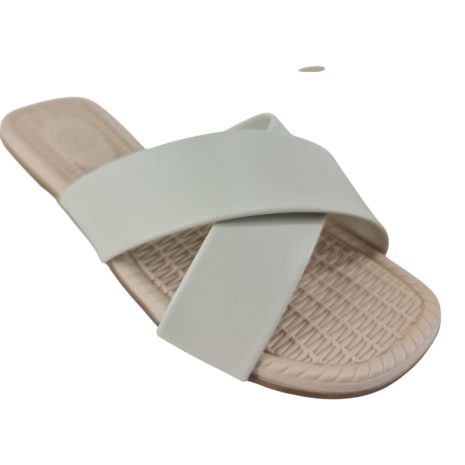 999121080 1766427156887.jpg BRANCO OFF