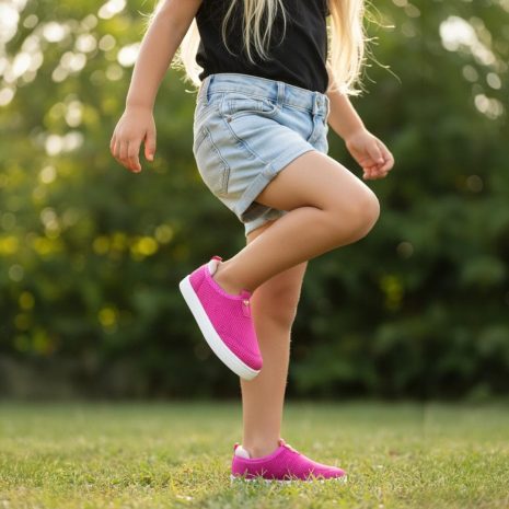 947501816 1770472878650.jpg PINK NEON