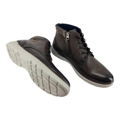 bota masculina pegada em couro CRAVO