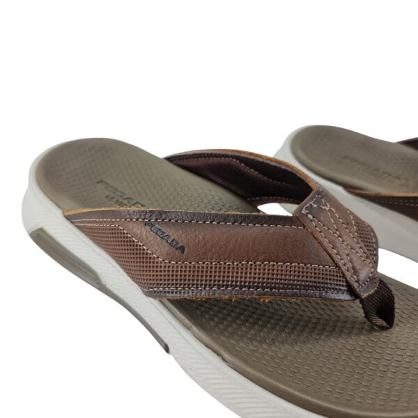 chinelo masculino pegada